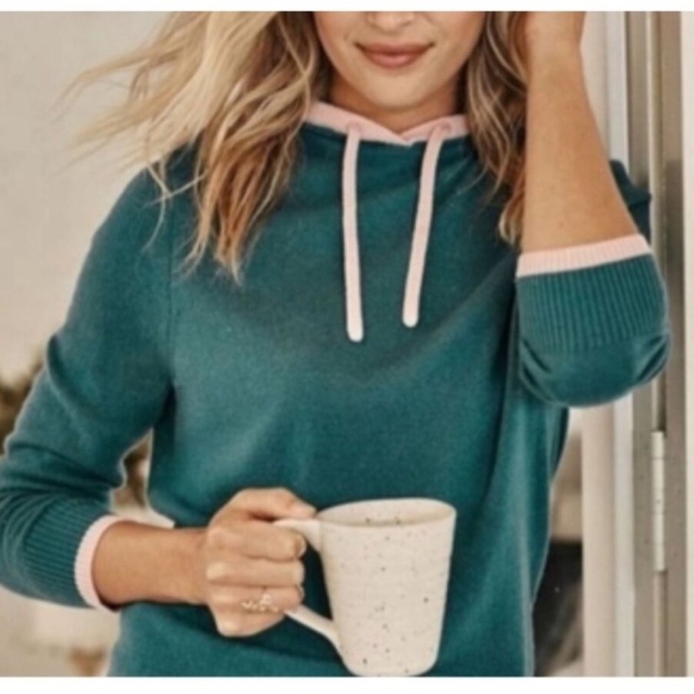 Summersalt long sleeve
Pullover hooded extra fine merino wool cashmere sweater L